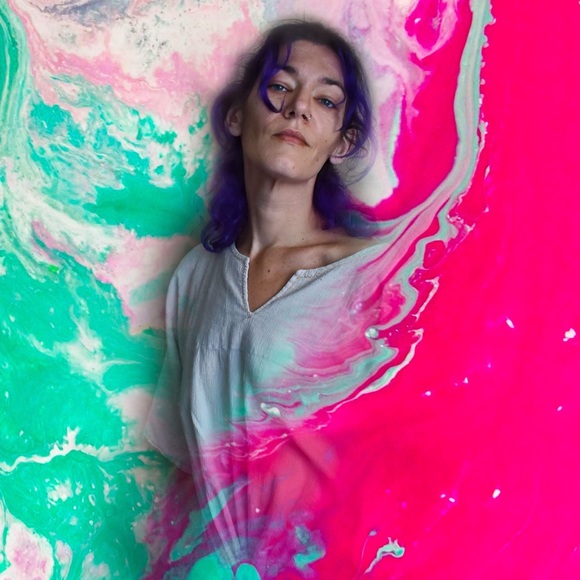 Greetings I am Remora Flowers! - Picture 1 of 6